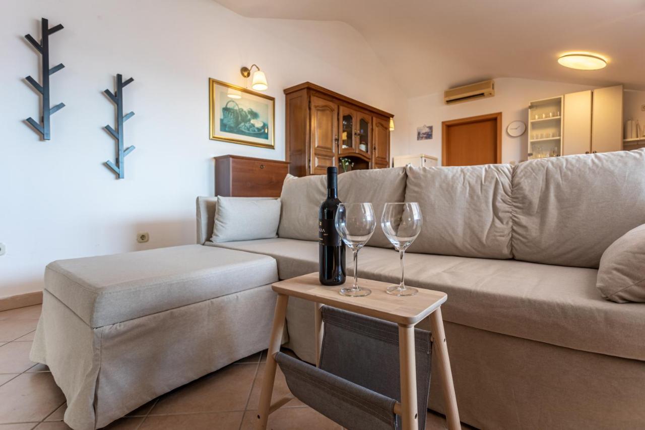 Apartment Tereza Malinska Kültér fotó